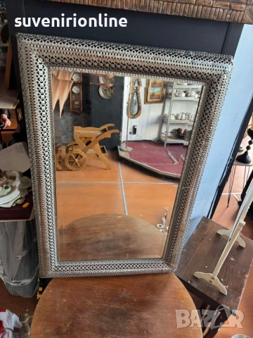 огледало за стена