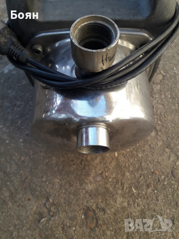 Градинска помпа Tri star , снимка 4 - Водни помпи - 44914128