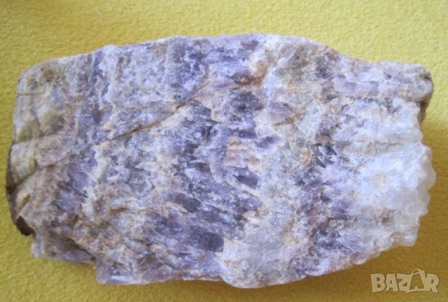 Български самороден аметист от планина Странджа