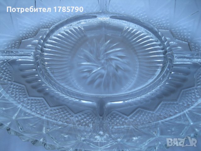 Стъклена десертна чиния, снимка 5 - Чинии - 38028283