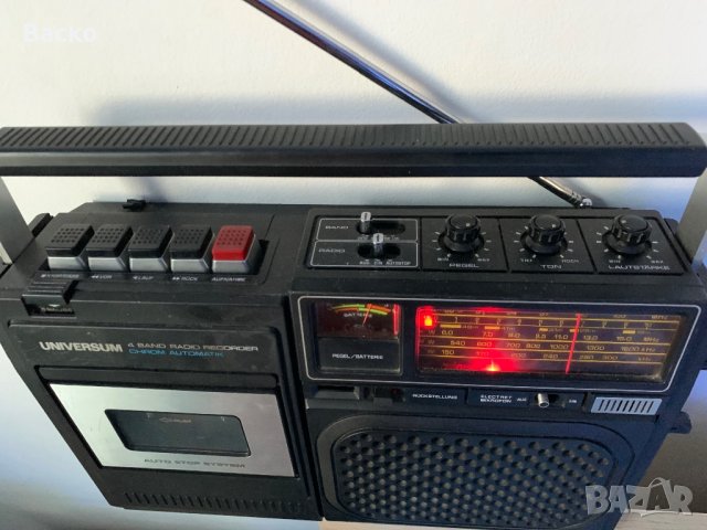 Радио universum, снимка 2 - Радиокасетофони, транзистори - 38427444