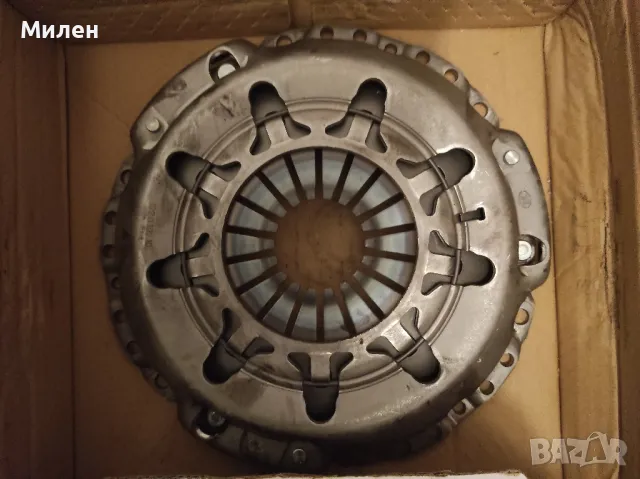 Съединител комплект(притискателен и феродов диск) с лагер LuK 622 3226 09 за Ford, Volvo, снимка 6 - Части - 48924362