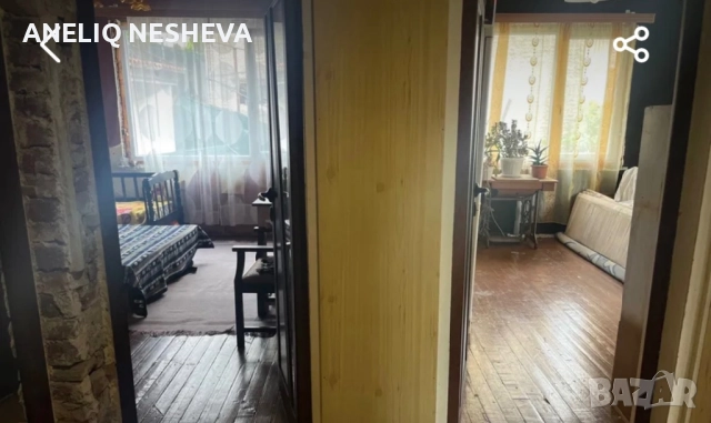 Продавам два етажа от къща по 89 кв.м. от три етажна къща с парцел от 226кв.м., снимка 10 - Къщи - 52424034