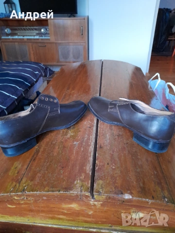 Стари Военни обувки Сърп и Чук Габрово, снимка 3 - Други ценни предмети - 53374002