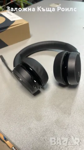 Безжични слушалки Poly Voyager 4220, снимка 2 - Слушалки и портативни колонки - 49406649