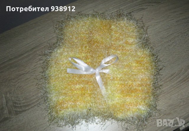 Бебешко ръчно плетено елече, снимка 1 - Жилетки и елечета за бебе - 27313309