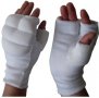 Карате ръкавици Мах нови, материал: памук, еластан. Ластични и много удобни, предпазват при силни уд, снимка 1 - Бокс - 28516572