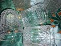 Гарафа, девет чашки и купичка за ядки релефно стъкло, снимка 2