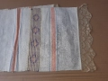 Автентичен тъкан кенарен месал с дантела , обредна кърпа, снимка 5