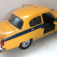 ГАЗ-21 Волга ГАИ СССР Autotime Collection 1:43, снимка 4 - Колекции - 40886929