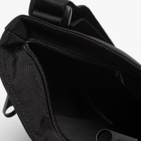 оригинална Calvin Klein black чанта нова с етикет, снимка 2 - Чанти - 34945779