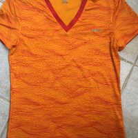 Дамска спортна блуза REEBOK S, снимка 1 - Тениски - 43694298