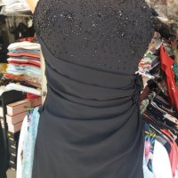 УНИКАЛНО КРАСИВА черна парти рокля размер С/М, снимка 2 - Рокли - 33408345