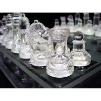 Стилен стъклен шах с размери - 35х35 см, снимка 3 - Шах и табла - 15741163