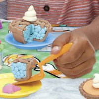 Детски комплект за моделиране на сладкиши / Kitchen Creations Play Play-Doh/ Hasbro, снимка 4 - Пластелини, моделини и пясъци - 36726017