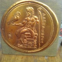 Медно пано върху дърво с образа на Александър Македонски, снимка 4 - Други ценни предмети - 39531477
