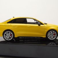 Audi RS3 2022 - мащаб 1:43 на IXO моделът е нов в PVC дисплей-кейс, снимка 5 - Колекции - 43516013