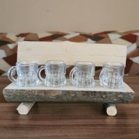 дървена пейка с 4 бр. чаши за шотове, снимка 4 - Чаши - 40732614