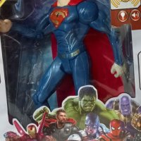 Фигурка на Супермен (Superman) , снимка 1 - Фигурки - 43559555
