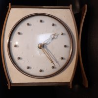 Часовник , снимка 10 - Антикварни и старинни предмети - 27868893
