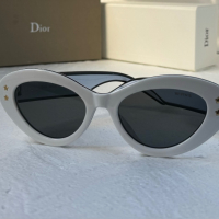 Dior 2023 дамски слънчеви очила котка, снимка 3 - Слънчеви и диоптрични очила - 44865886