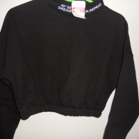  Нова Дамска Блуза с дълги ръкави на КРОП ТОП   на НАМАЛЕНИЕ  еластична размер  М Л, снимка 2 - Блузи с дълъг ръкав и пуловери - 33383489
