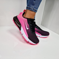 Дамски маратонки Nike , снимка 2 - Маратонки - 44884277