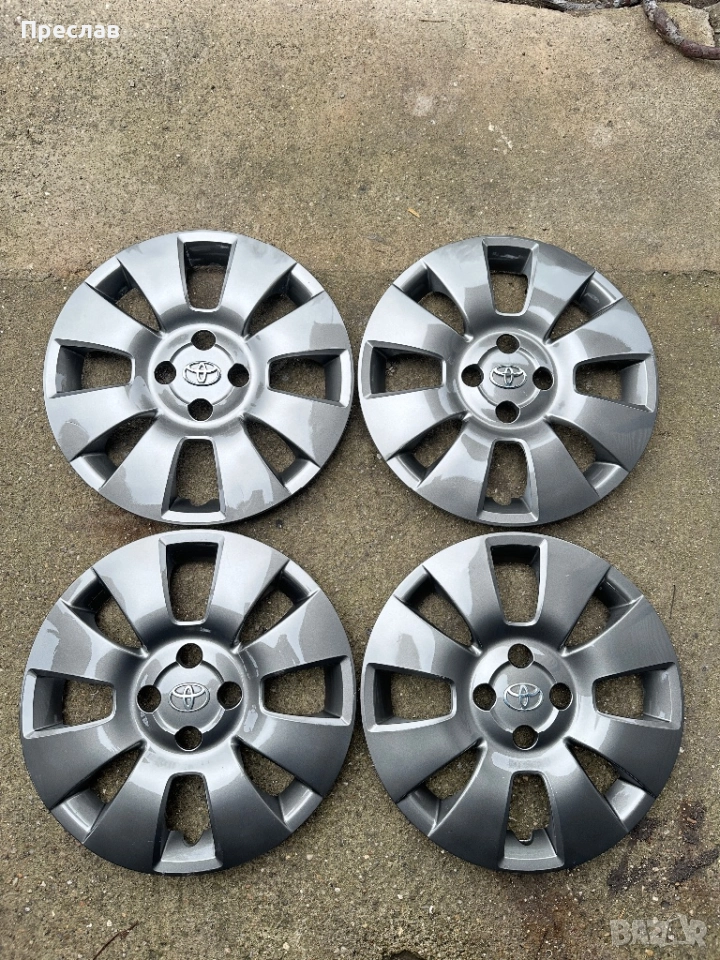 4 броя оригинални тасове за Toyota Yaris 15, снимка 1