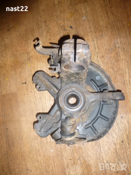 Преден десен шенкел главина Фолскваген Поло 1,4 тди, снимка 1