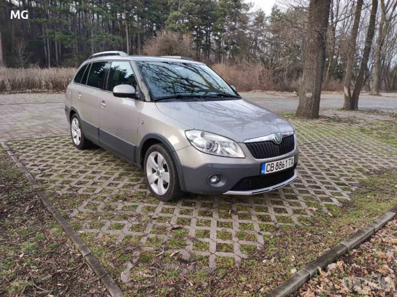 Продавам Skoda Fabia Skout 1.2 tsi , снимка 1