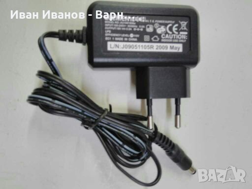 Адаптер, захранване 220 волта AC~  и изход  18 волта право  0.5A ; стабилизирано, снимка 1