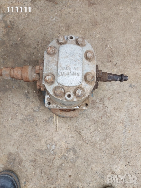  Хидравлична помпа голяма , снимка 1