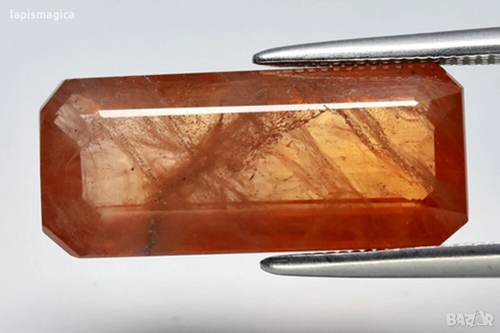 Голям оранжев сапфир 6.82ct октагон шлифовка 17.2x7.5mm, снимка 1