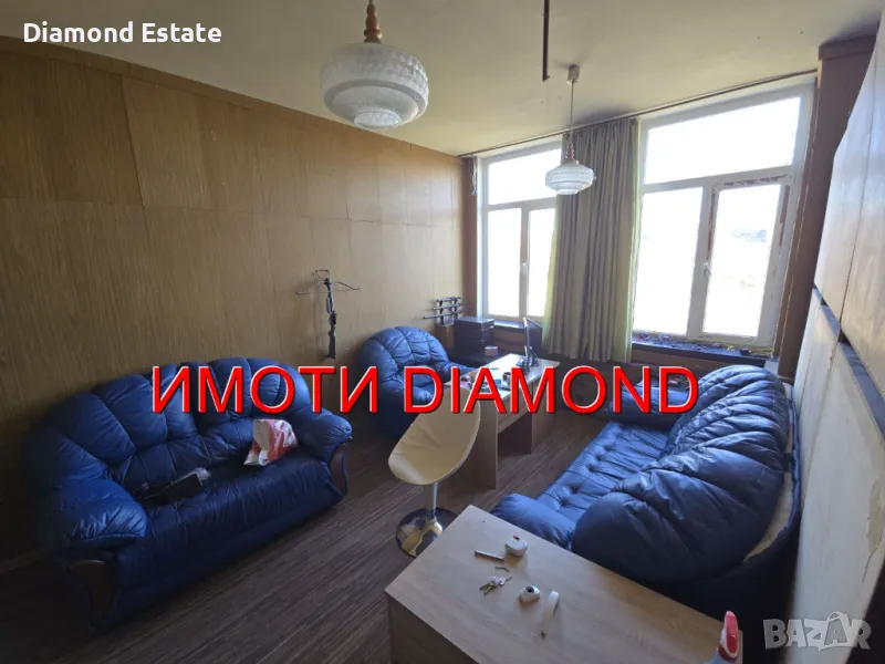 Помещение в центъра на Димитровград-сградата на АПК, снимка 1