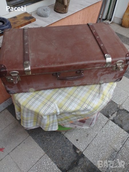 Ретро винтидж куфар.Подходящ за декупаж и украса.В отлично състояние за годините си., снимка 1