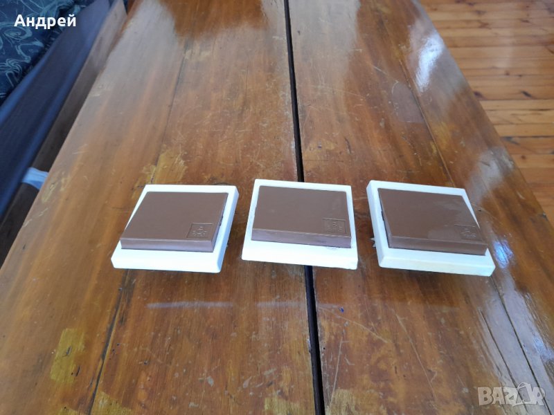 Стар електрически ключ за стълбищно осветление, снимка 1