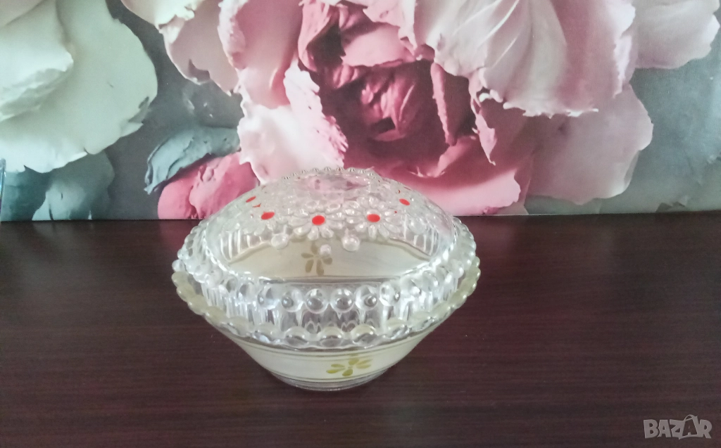 Старинна стъклена купичка с капак, снимка 1