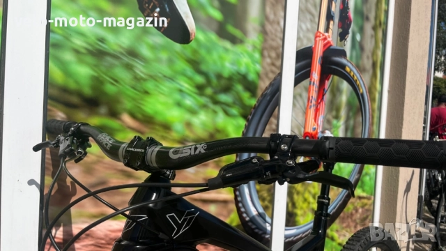 YT Capra CF Pro, снимка 5 - Велосипеди - 51848905