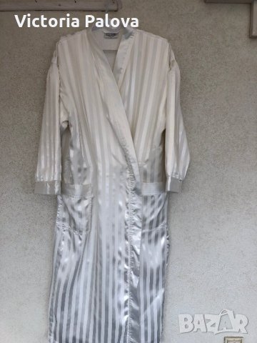 Красив голям халат цвят айвъри, снимка 2 - Други - 29066648