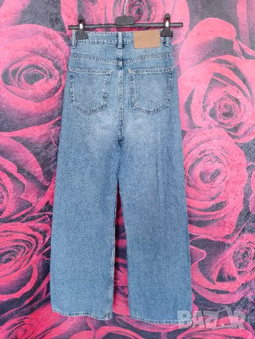 H&M Divided Дънки висока талия с тесни в горната част и широки разкроени крачоли С, снимка 2 - Дънки - 49447177