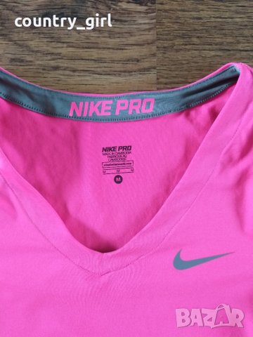 Nike Pro Short Sleeve V-Neck - страхотна дамска тениска КАТО НОВА, снимка 1 - Тениски - 28990884