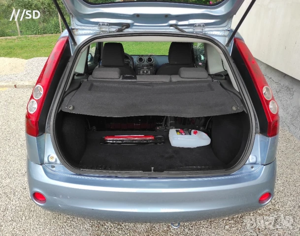 FORD FIESTA /// BENZIN / EURO 4 🇮🇹, снимка 10 - Автомобили и джипове - 48212404