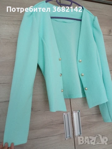 продавам дамско сако , снимка 2 - Сака - 51429634