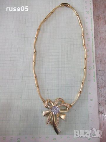 Колие с камъни имитационна бижутерия