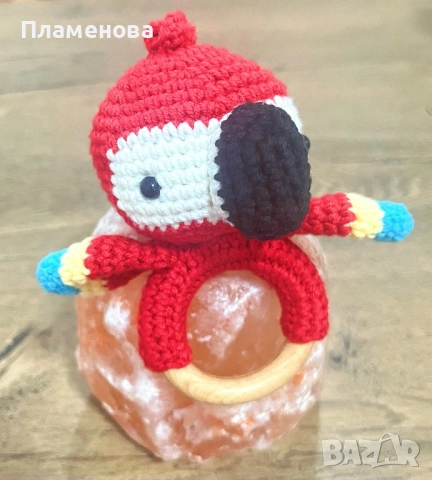 Плетени бебешки дрънкалки Фламинго и Папагалче, снимка 3 - Дрънкалки и чесалки - 44339001