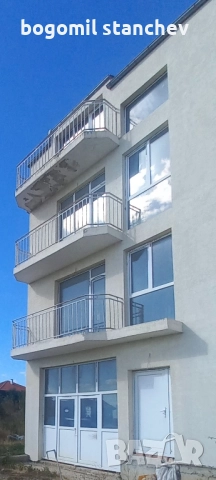 550 евро/кв.м.Жилищна сграда на 4 ет. с 7 ап. и 19 стаи, снимка 3 - Къщи - 52047962