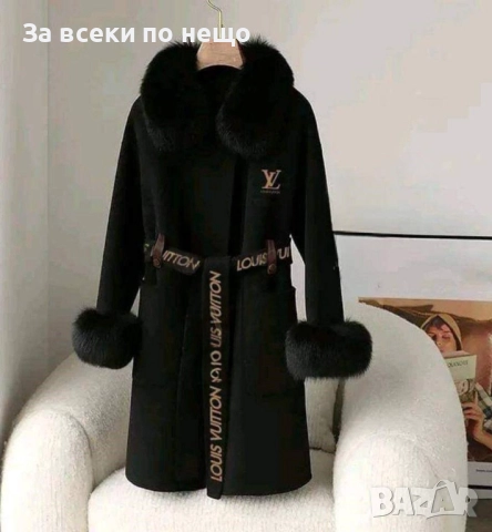 Louis Vuitton Дамско Дълго Зимно Палто С Пух На Яката И Ръкавите - 3 Налични Цвята Код SK402, снимка 4 - Палта, манта - 52870884