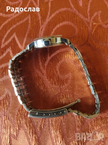 работещ дамски часовник Луч, снимка 6 - Дамски - 51994519