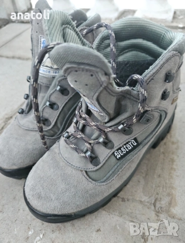 чисто нови туризъм работни 38 от Германия , снимка 2 - Дамски боти - 52179566