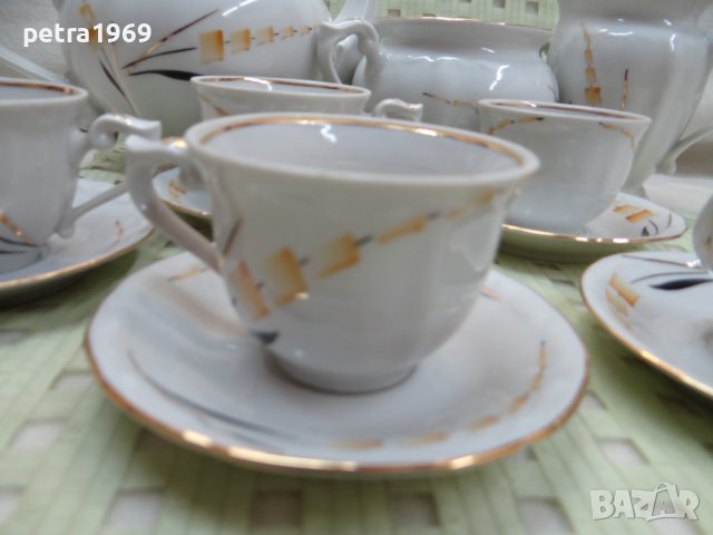 Порцеланов сервиз за кафе на "Изида", снимка 2 - Сервизи - 44113015